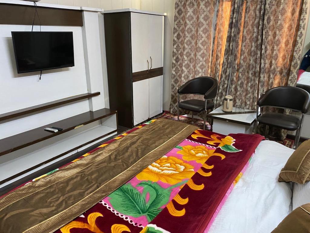 Vakratunda Dharamshala Otel Dış mekan fotoğraf