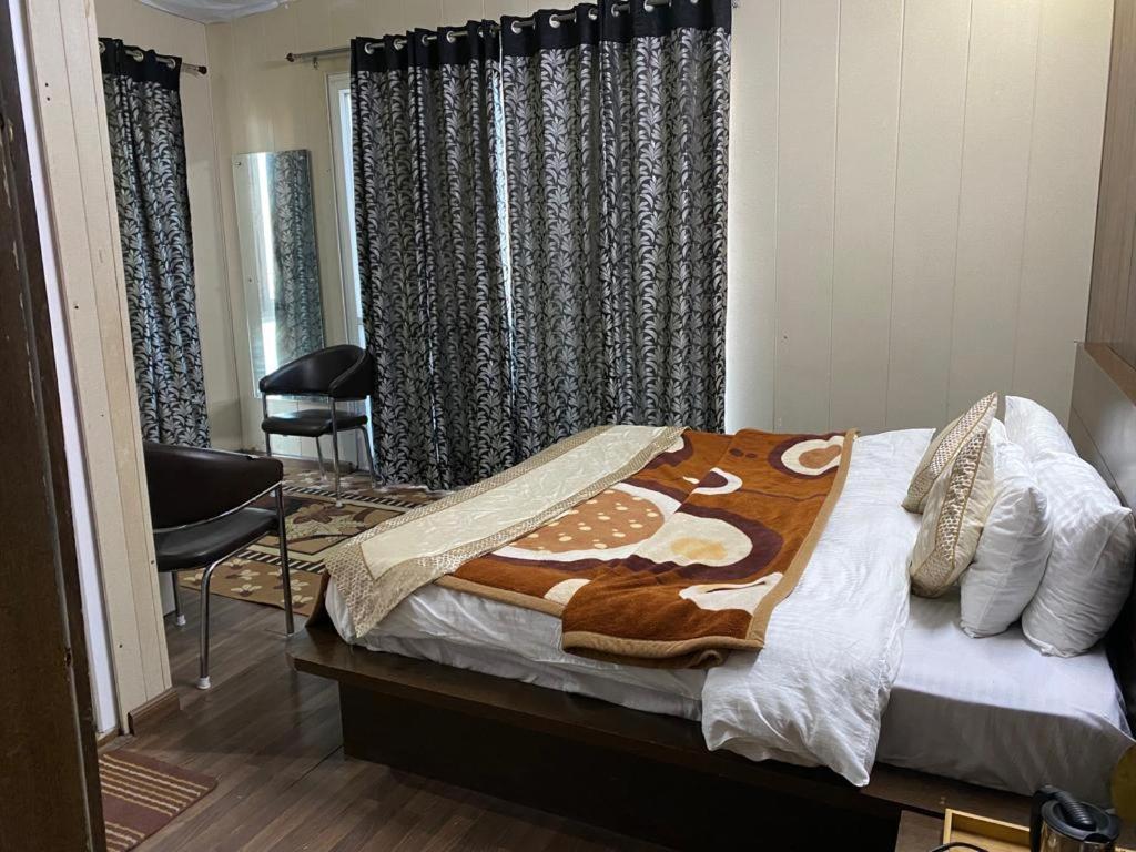 Vakratunda Dharamshala Otel Dış mekan fotoğraf