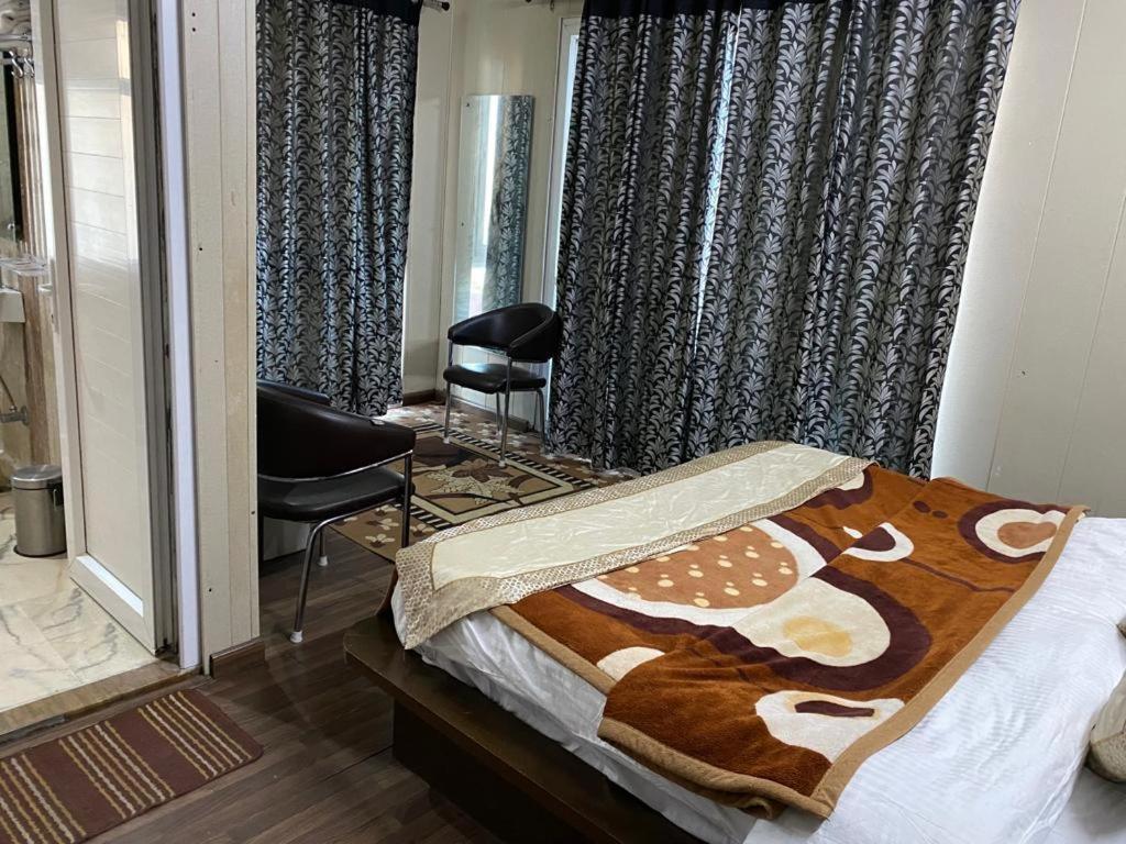 Vakratunda Dharamshala Otel Dış mekan fotoğraf